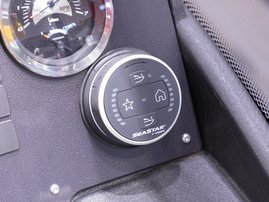 25YM Faster 525 SC det aws 006